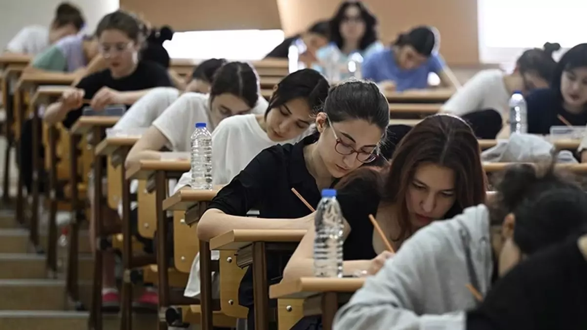 Üniversite sistemi değişiyor mu? YÖK'ten açıklama var